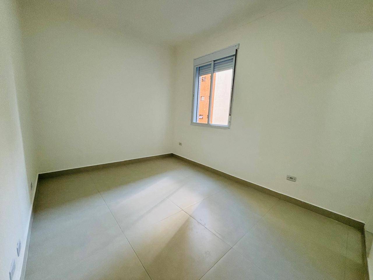 #277 - Apartamento para Venda em Santos - SP