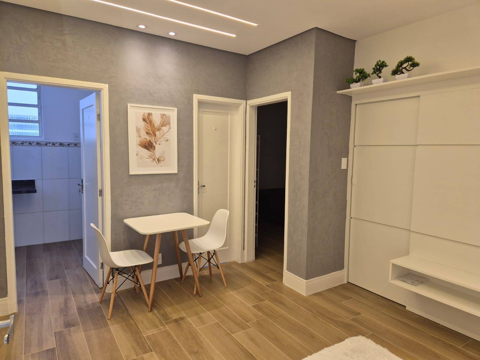 #302 - Apartamento para Venda em Santos - SP