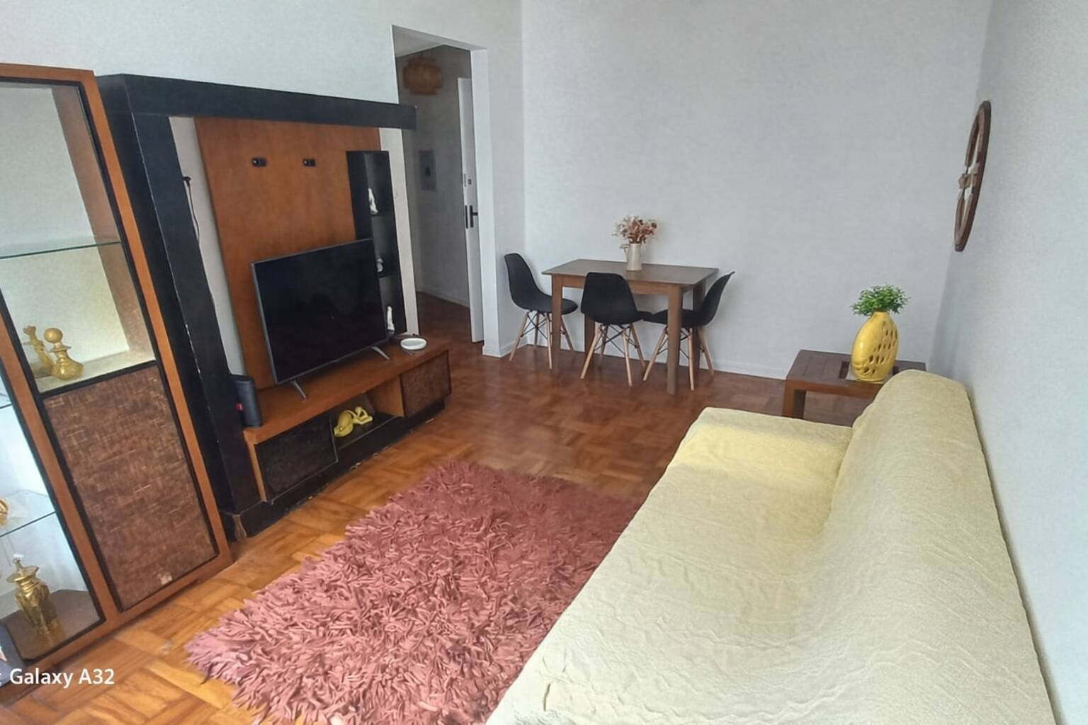 #315 - Apartamento para Locação em Santos - SP