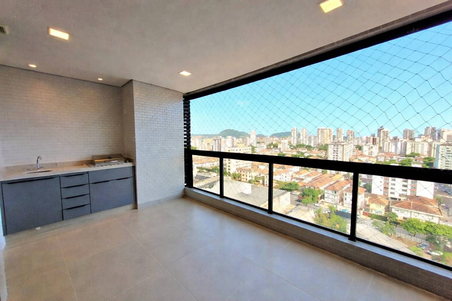 #318 - Apartamento para Venda em Santos - SP