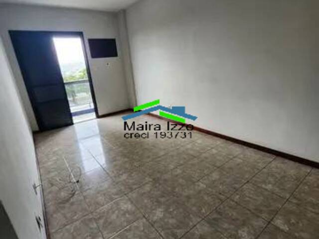 #150 - Apartamento para Venda em Santos - SP